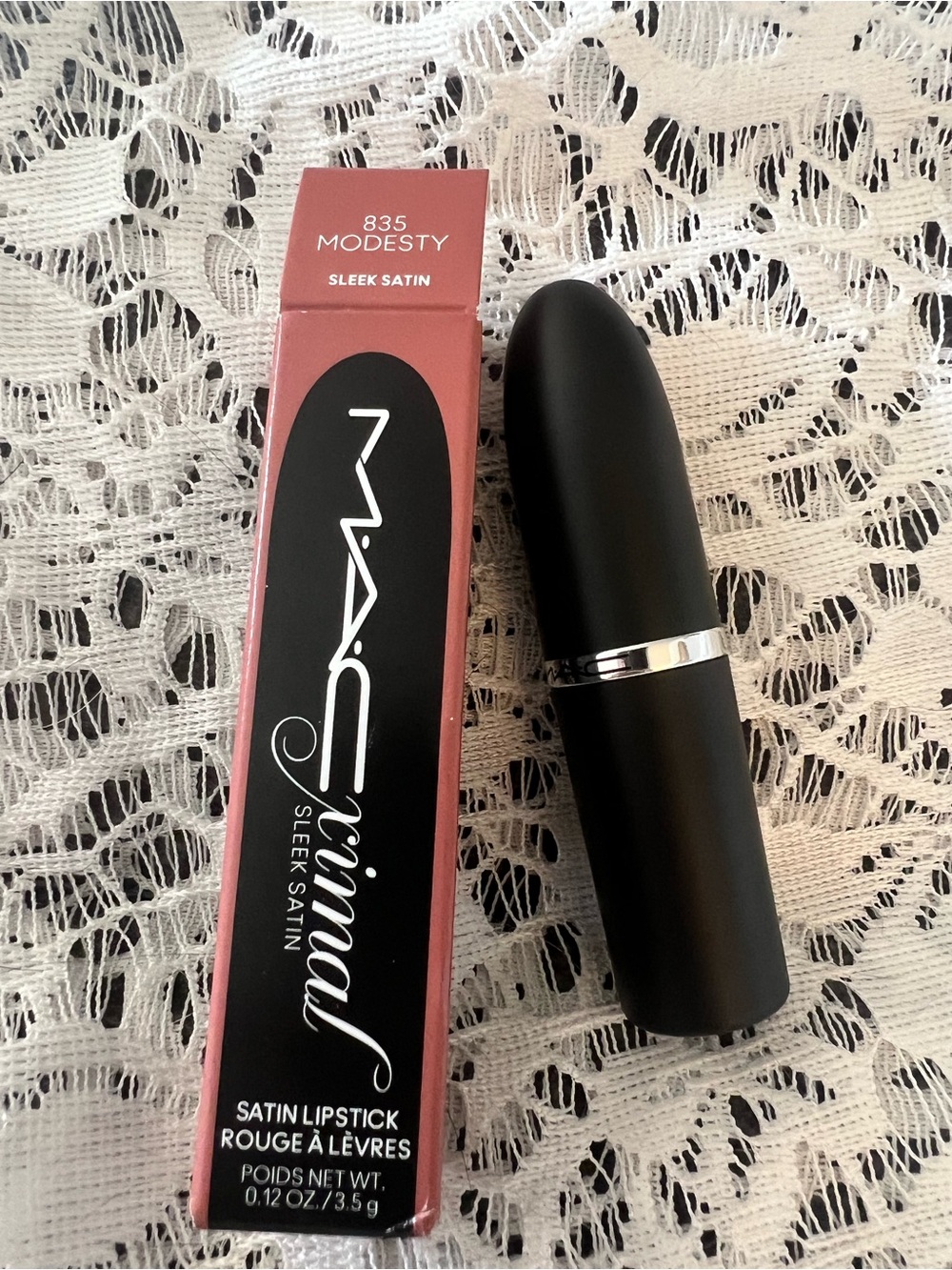 MAC lipstick - satin - Modesty - NIB - Picture 3 of 3